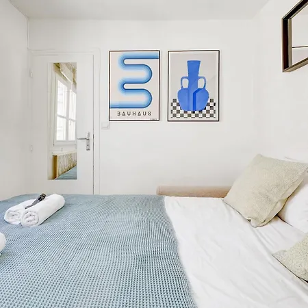 Apartment 2p Beaux Arts Paris